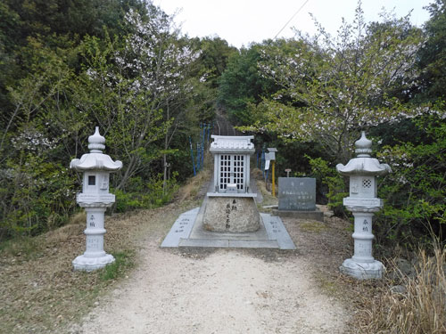 小瀬石鎚神社 出迎え不動