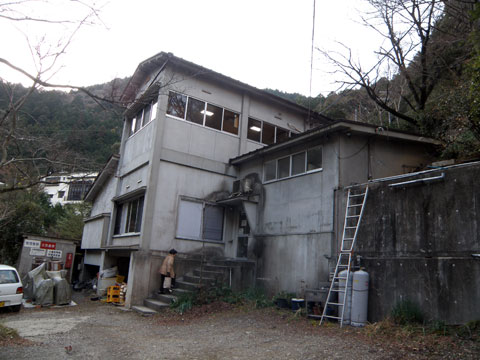 犬鳴山温泉　山の湯　裏口?